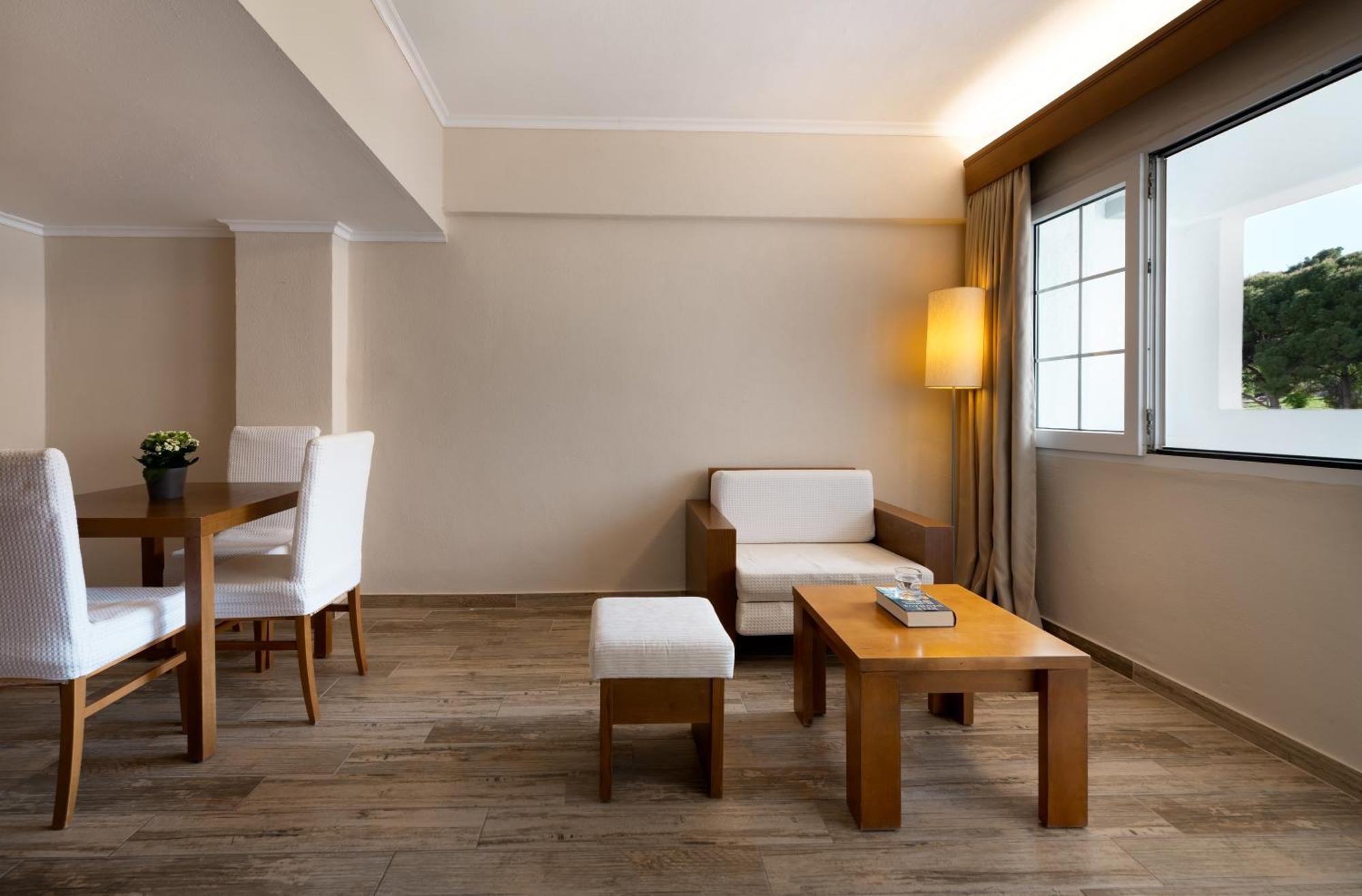 Mitsis Alexander The Great Hotel 4*